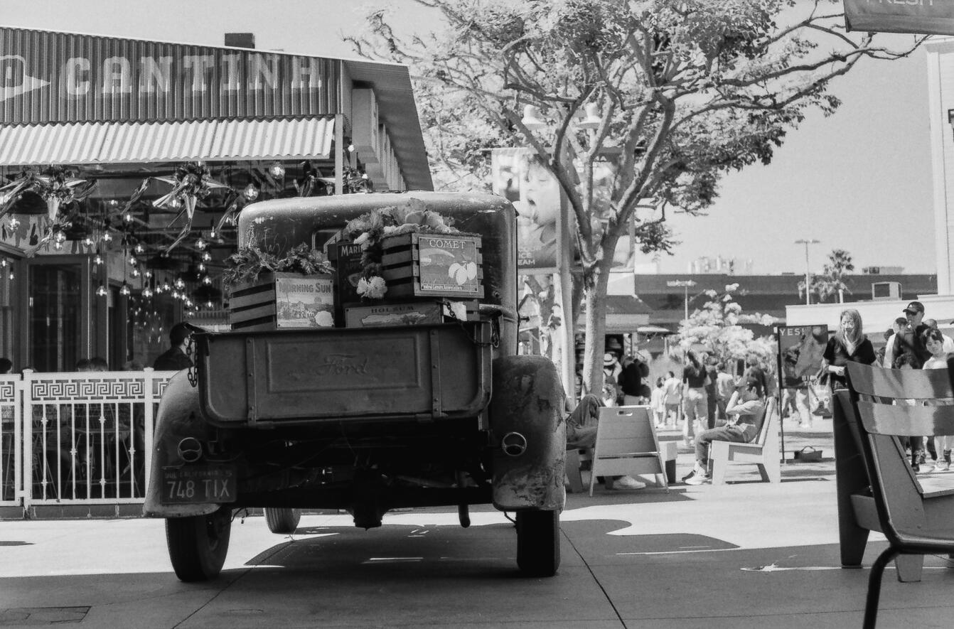 The Original Farmers Market 2